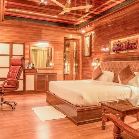 Heritage Mnr Hotel พอร์ตแบลร์ ภายนอก รูปภาพ