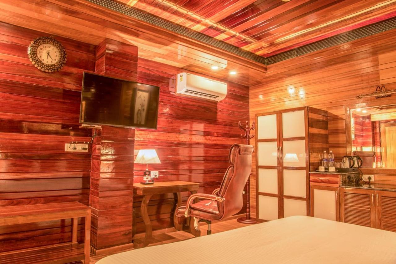Heritage Mnr Hotel พอร์ตแบลร์ ภายนอก รูปภาพ
